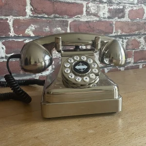 telephone-retro-decoratif